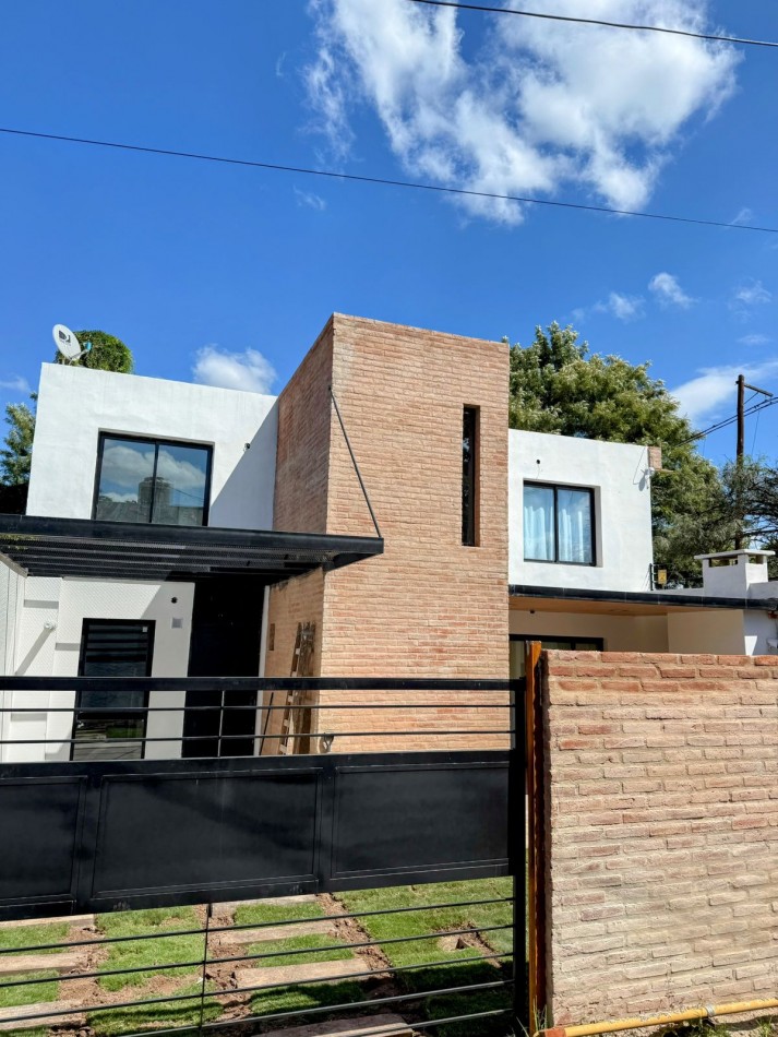 ARGUELLO QUISQUISACATE VENTA DUPLEX 2 DORMITORIOS 