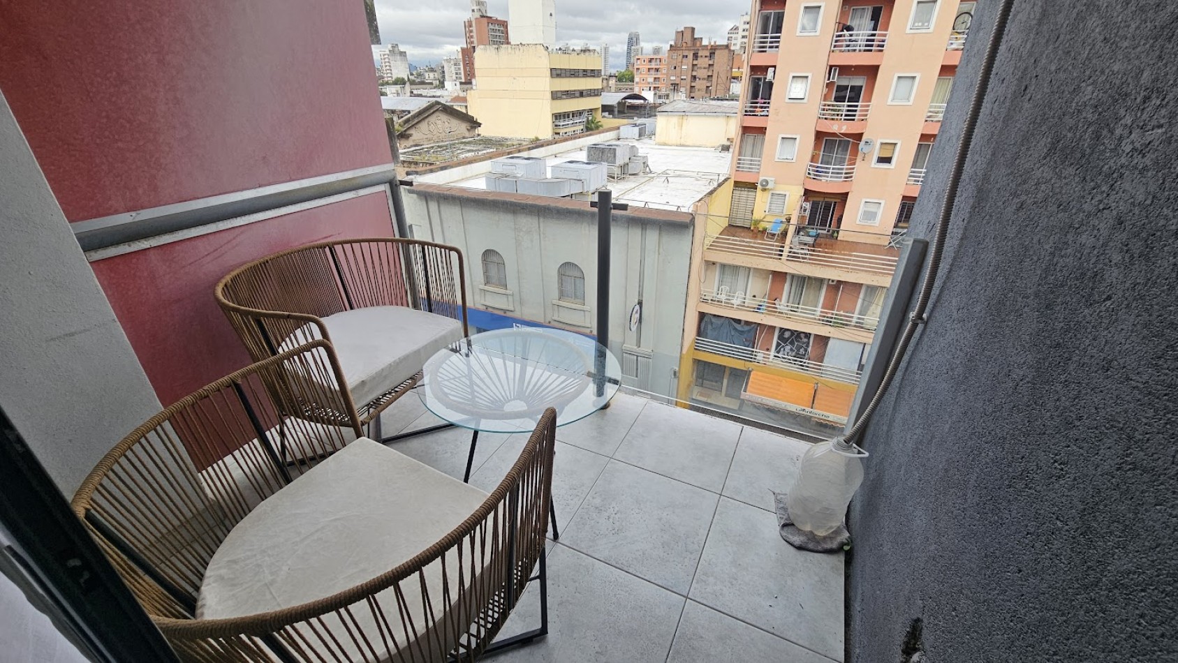 Alquiler Dpto un Dorm Totalmente Amoblado, con Excelente Vista y Balcon!