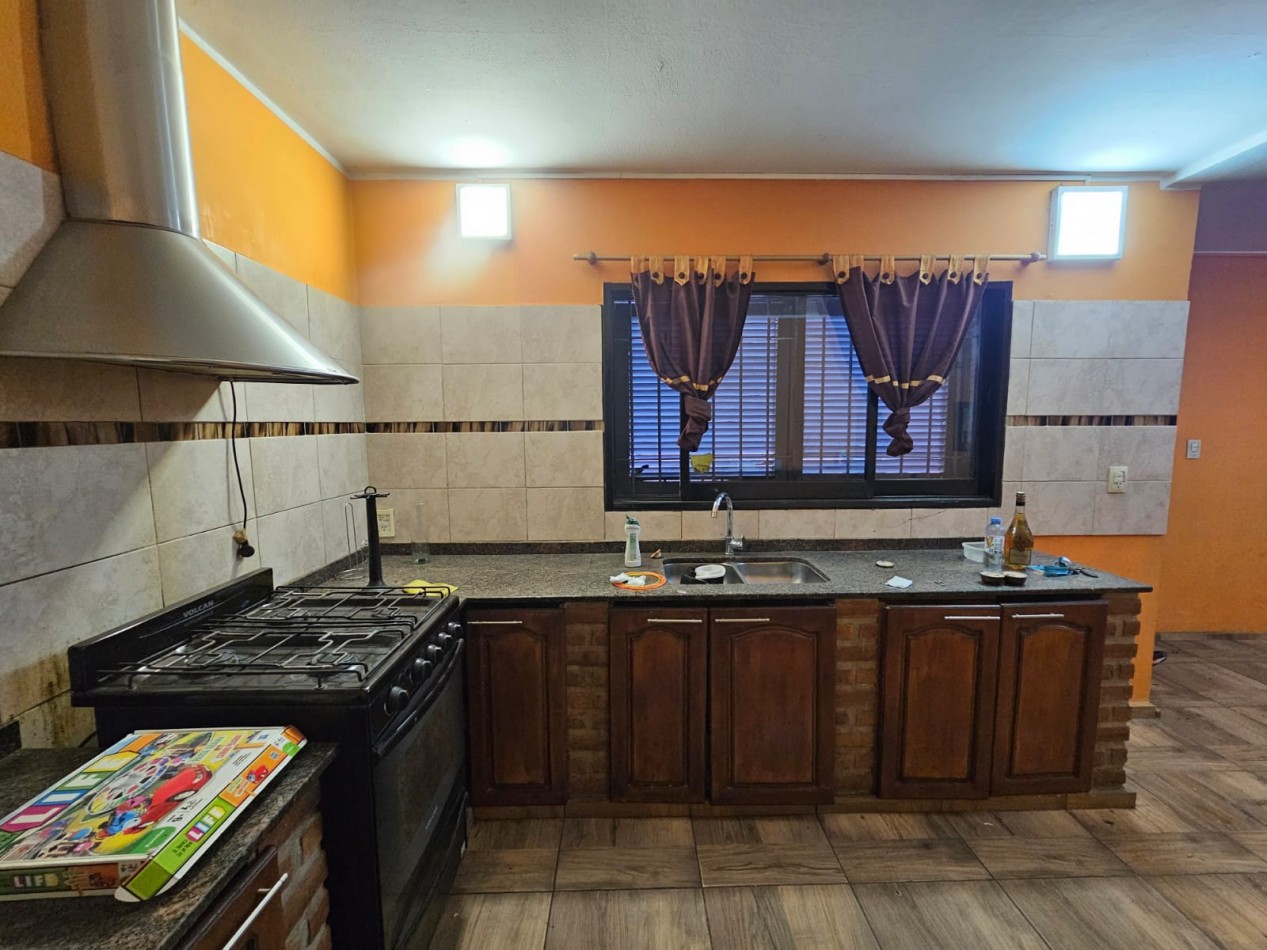 Grann Casa Esquina en Alquiler - Barrio Marques de Sobremonte- Residencial o Comercial