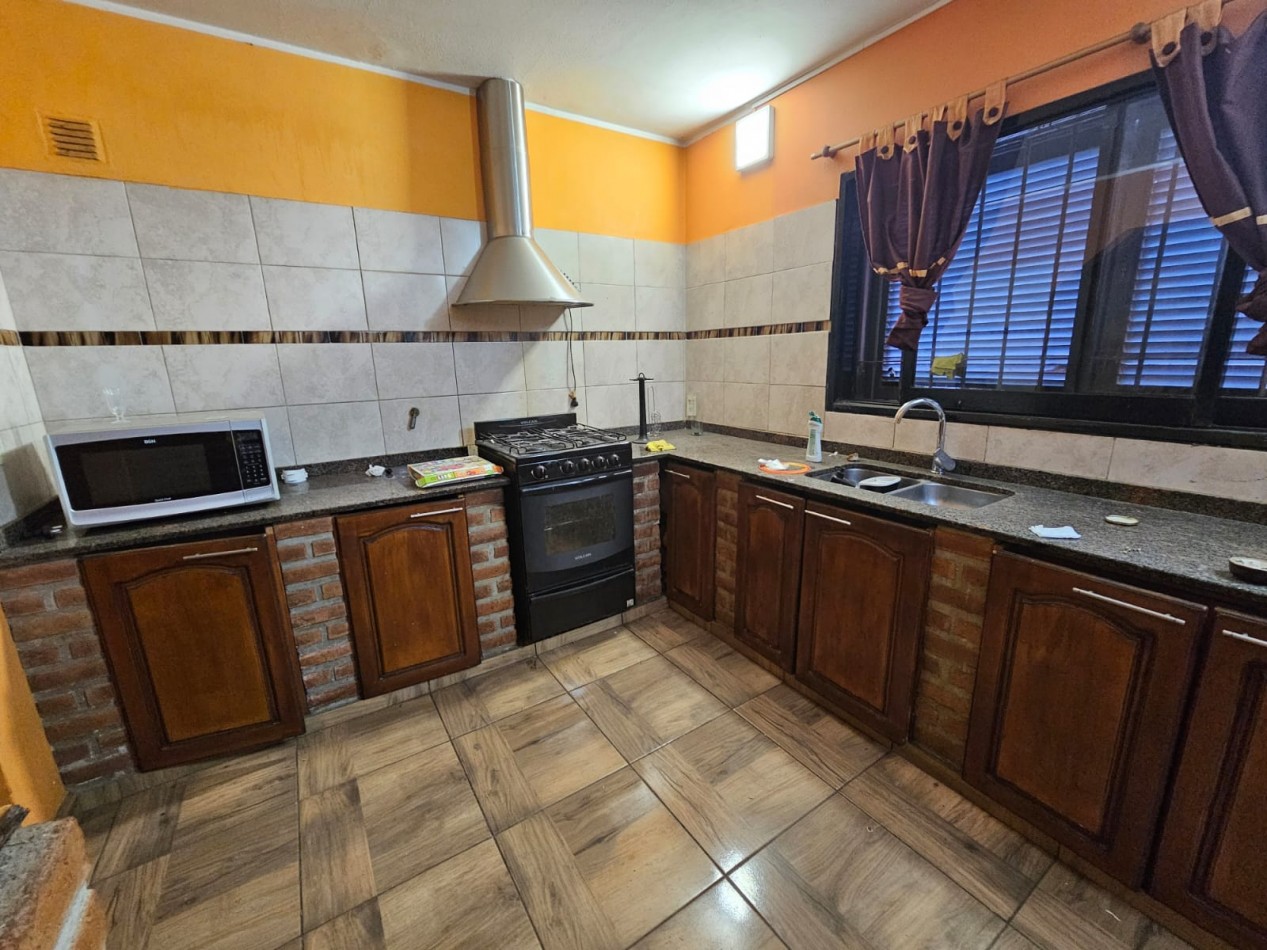 Grann Casa Esquina en Alquiler - Barrio Marques de Sobremonte- Residencial o Comercial