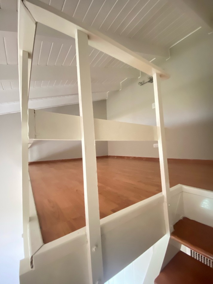 CASA 5 Dorm EN ALQUILER - B° Costa Verde