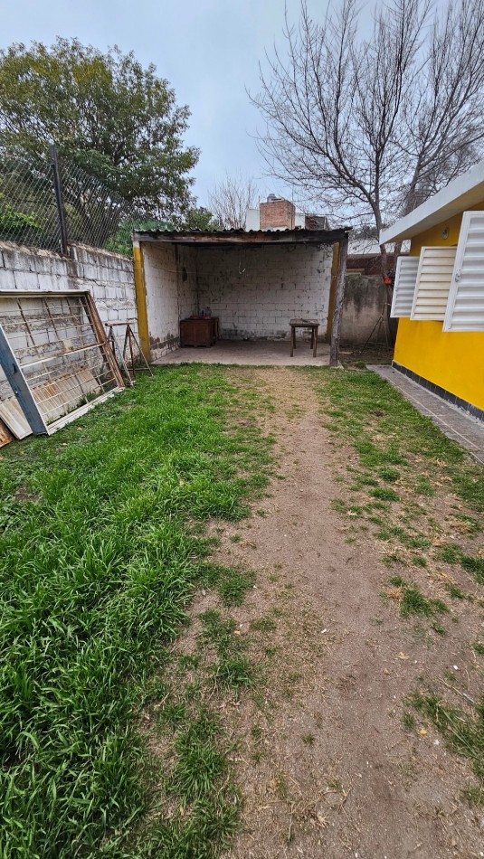 COMODA CASA DE 4 DORMITORIOS EN VENTA-SALDAN
