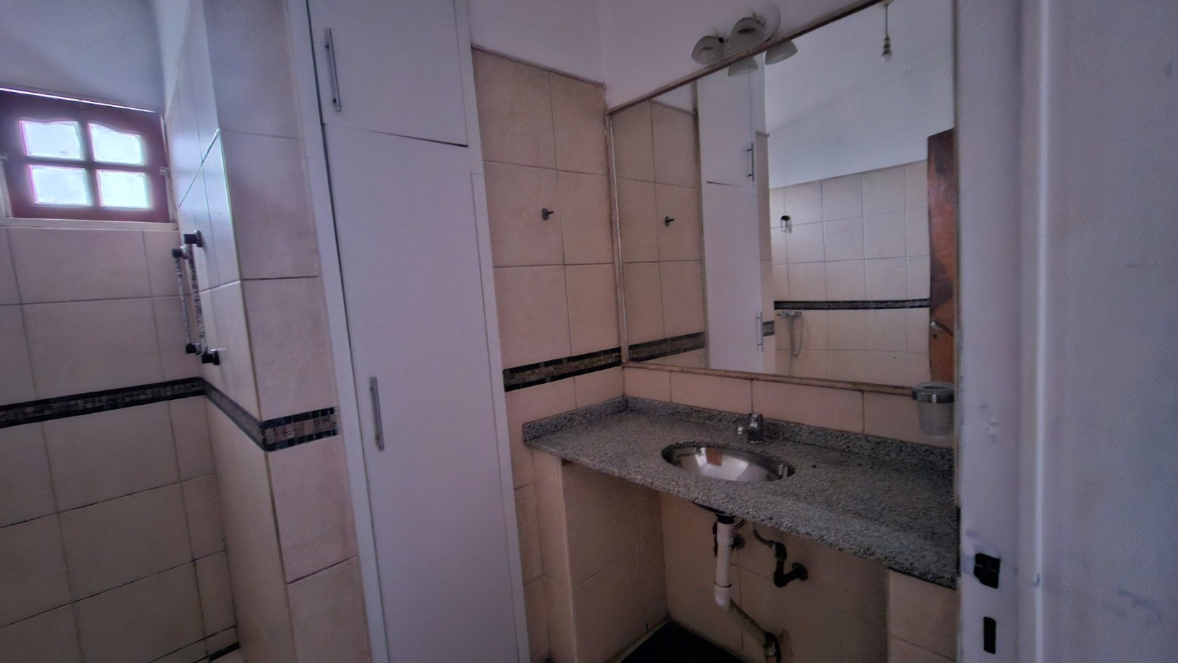 COMODA CASA DE 4 DORMITORIOS EN VENTA-SALDAN