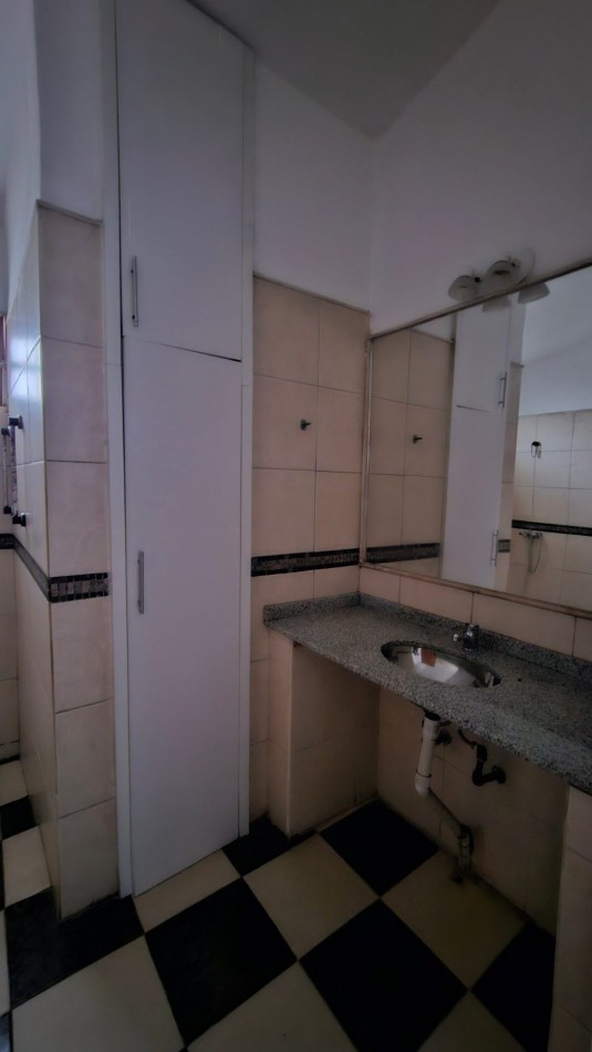 COMODA CASA DE 4 DORMITORIOS EN VENTA-SALDAN