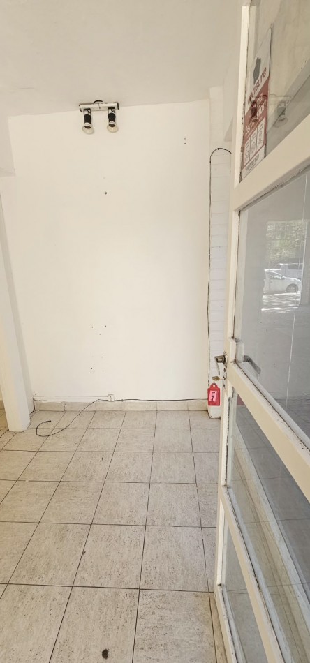 GALERIA V.PRECEDO ALQUILER OFICINA