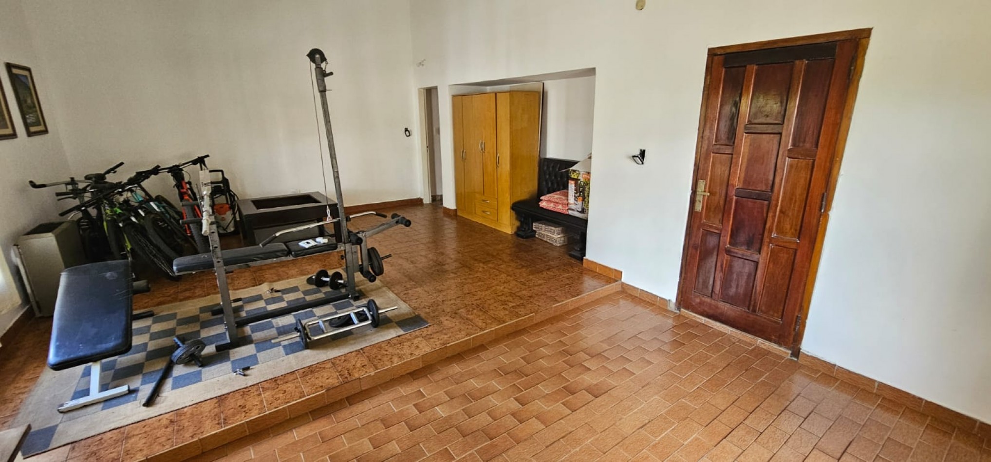 🚀 ARGUELLO-EL REFUGIO-CASA 4 DORM PLANTA BAJA A MTS DE RECTA MARTINOLLI 