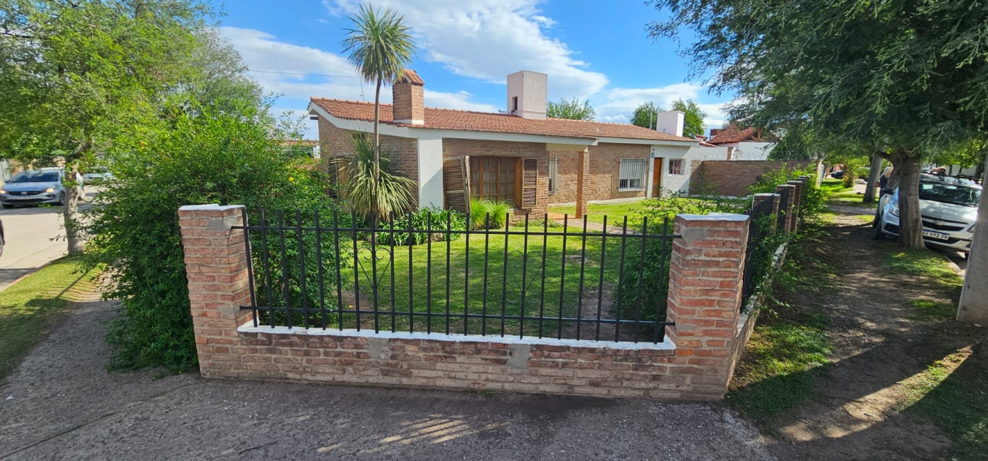 🚀 ARGUELLO-EL REFUGIO-CASA 4 DORM PLANTA BAJA A MTS DE RECTA MARTINOLLI 