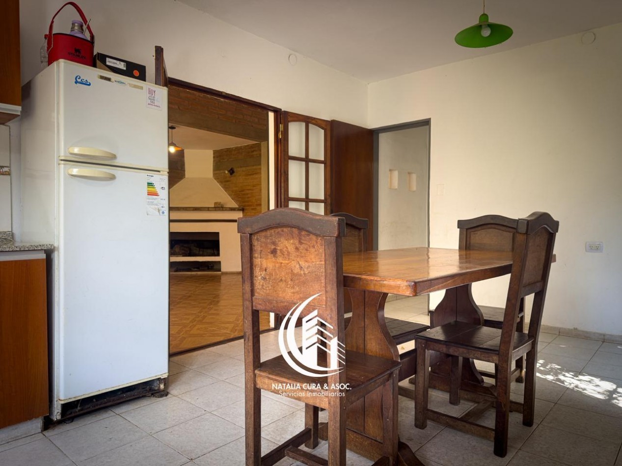 ALQUILER: Casa Quinta en Arguello 4 Dorm con Gran Parque y Pileta