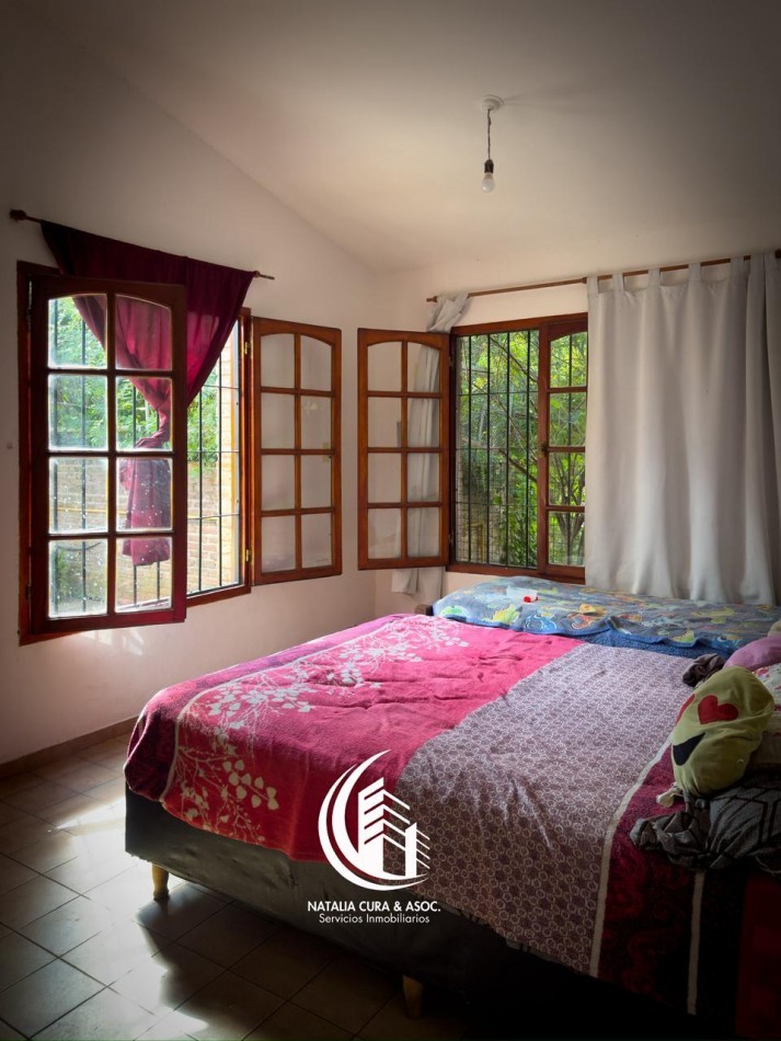 ALQUILER: Casa Quinta en Arguello 4 Dorm con Gran Parque y Pileta